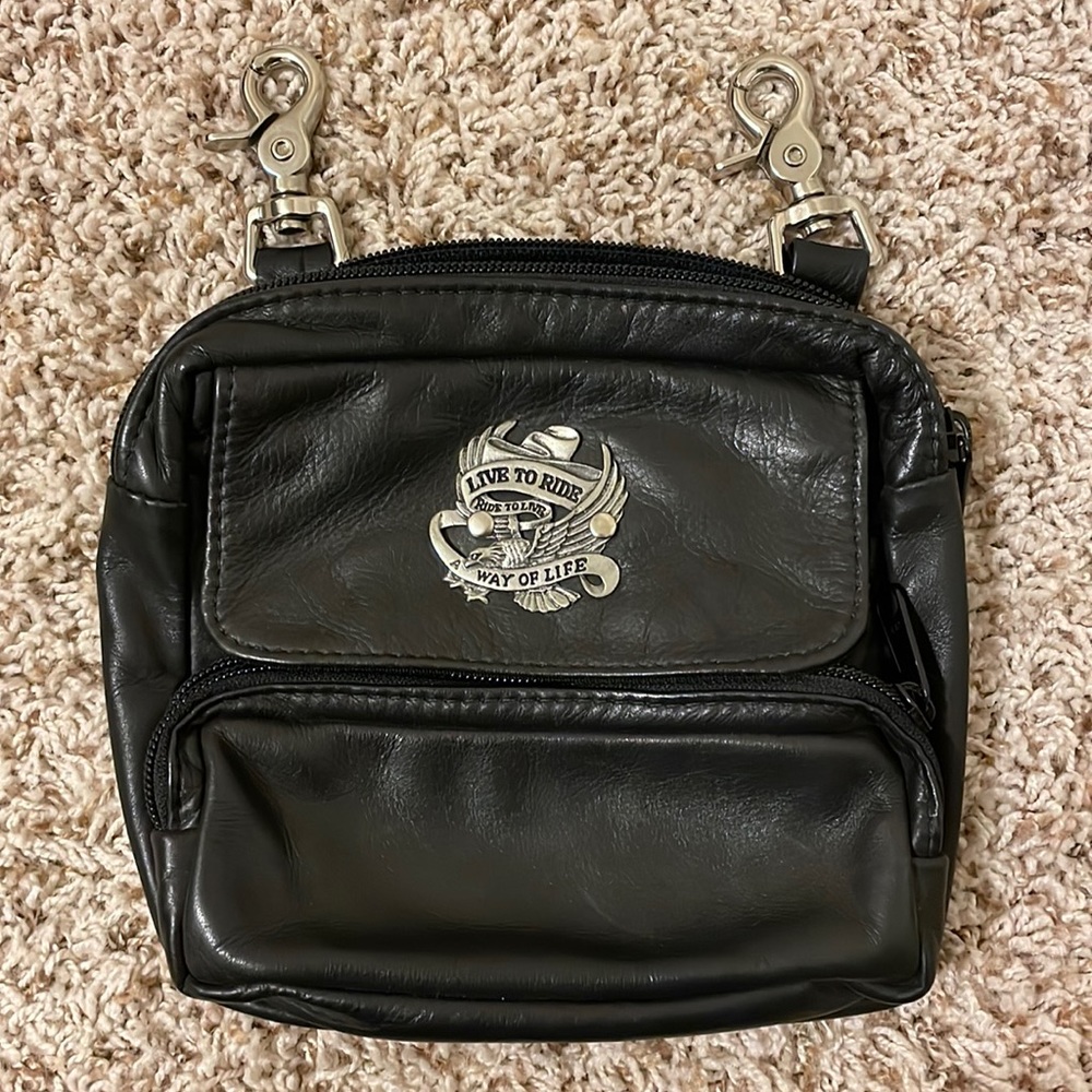 Live to Ride (Harley Davidson knock off) black leather hip pouch - excellent
